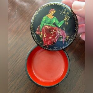 Vintage Russian Lacquer Trinket Box Hand Painted Artist Signed